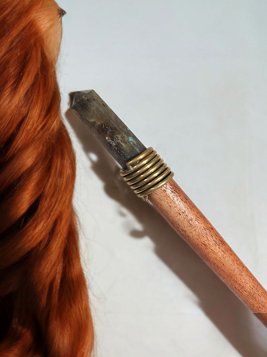 Шпилька с лабрадором