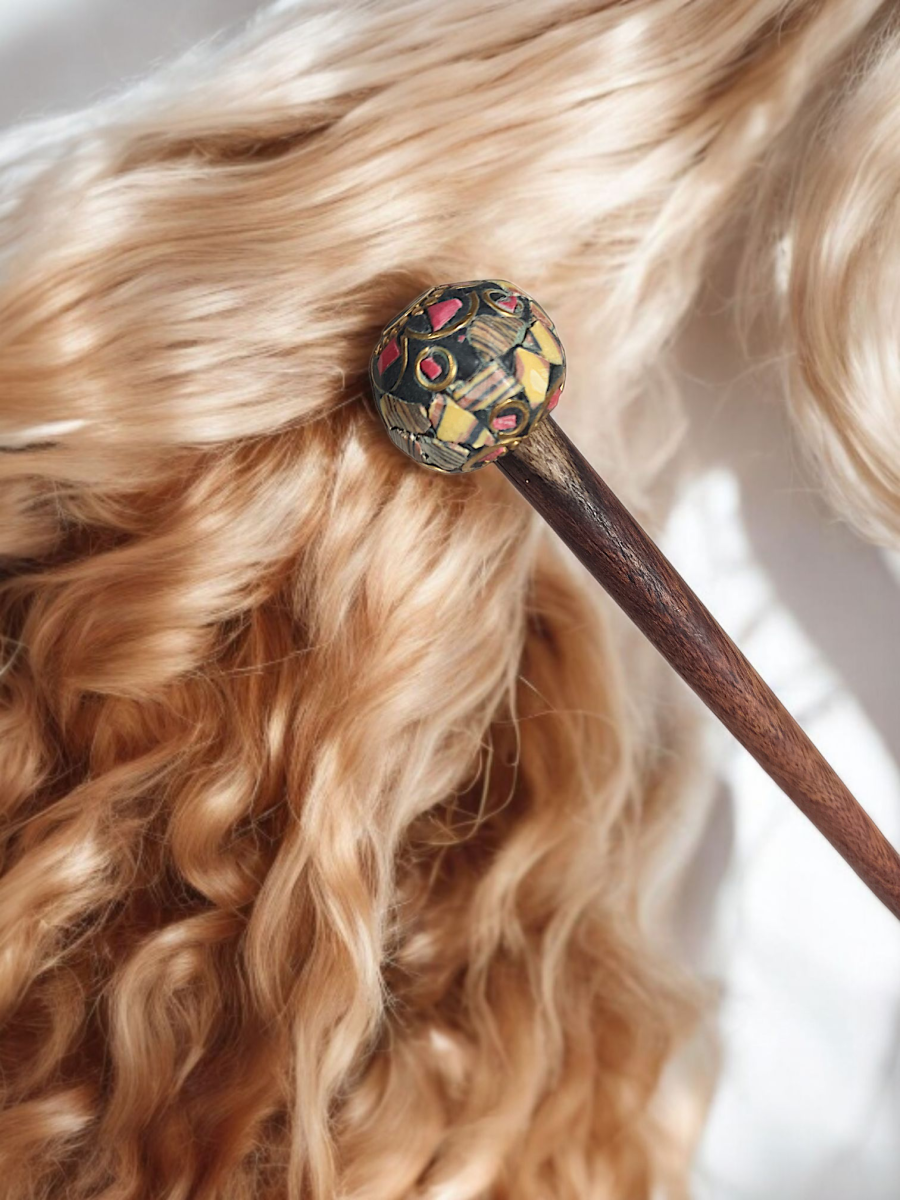 Шпилька деревянная