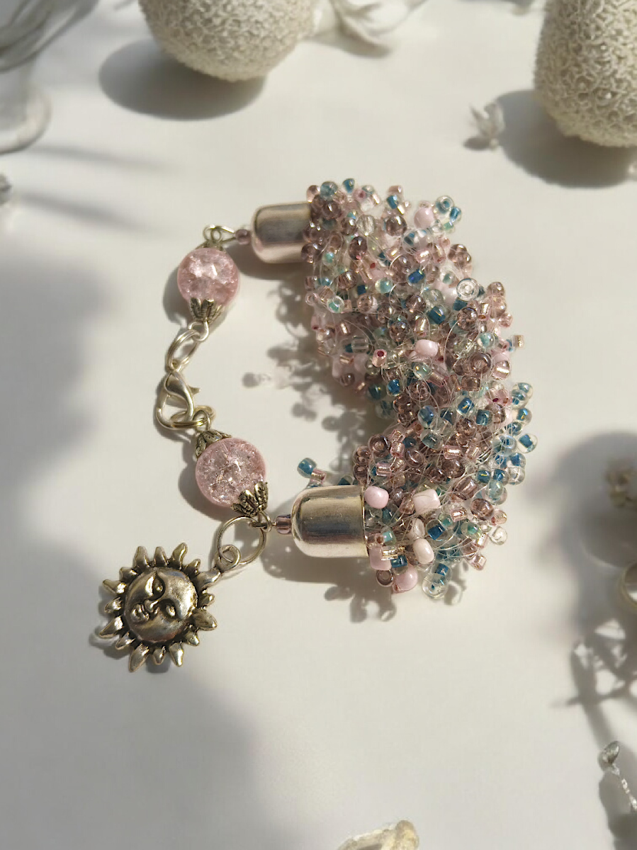 Браслет с солнцем