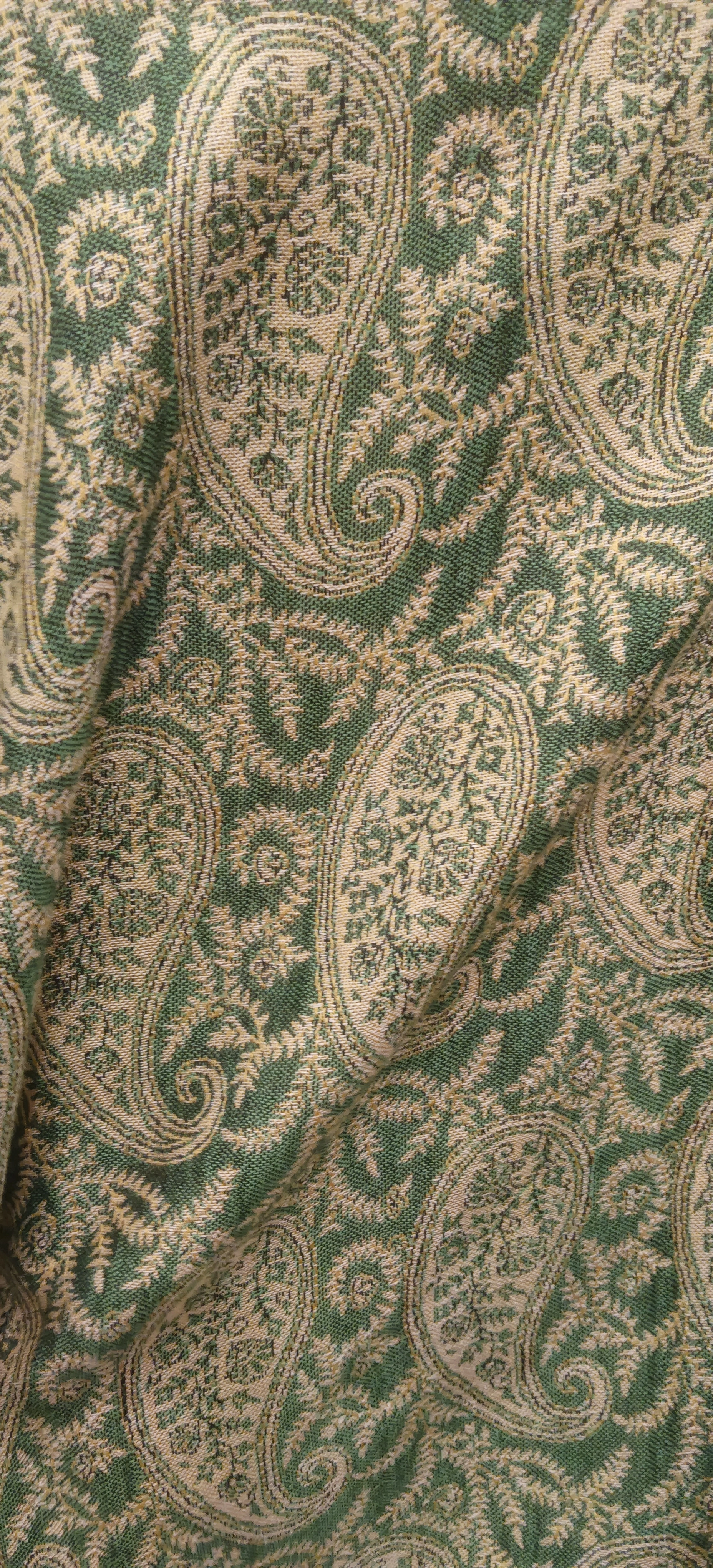 Шарф огурцы зеленый