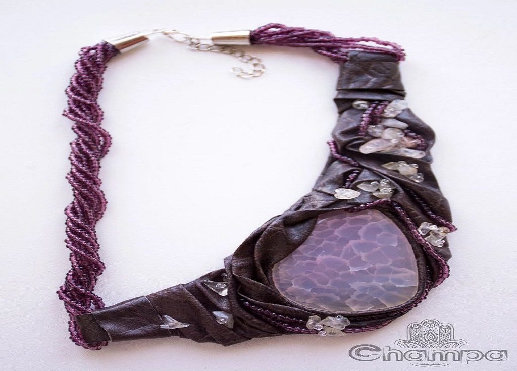 Ожерелье "Око" Из Экокожи С Розовым Кварцем