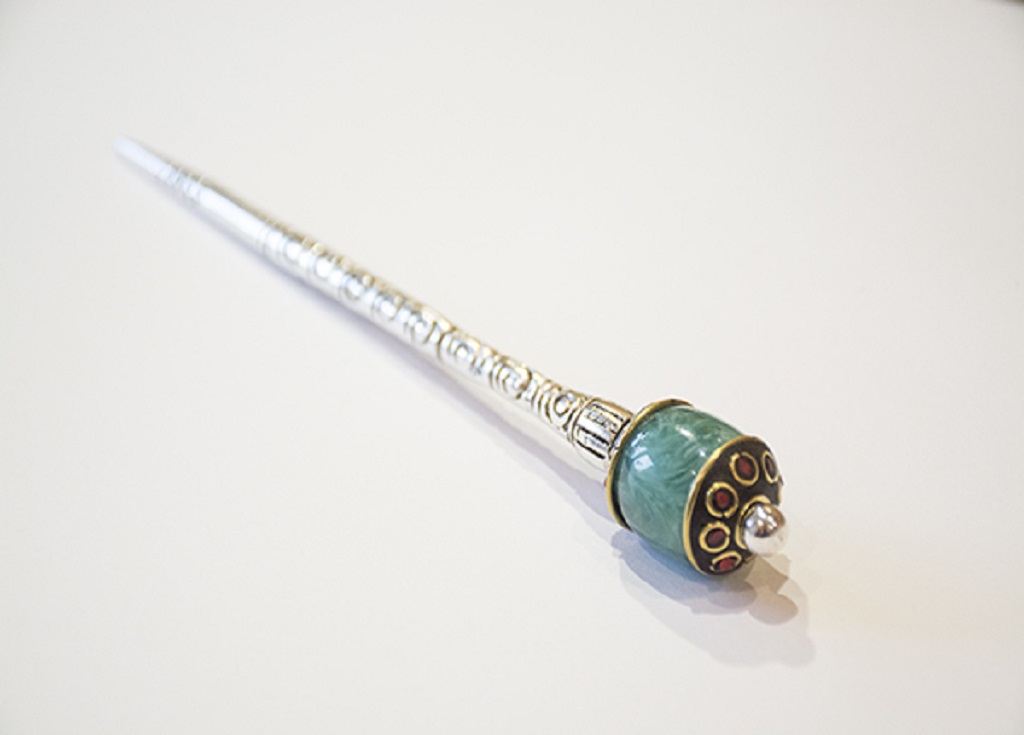 Шпилька для волос